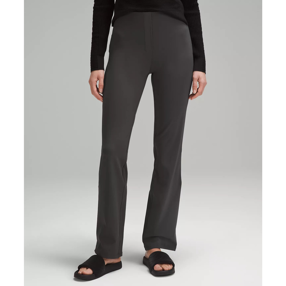 Smooth Fit Pull-On High-Rise Pant Regular Size 6